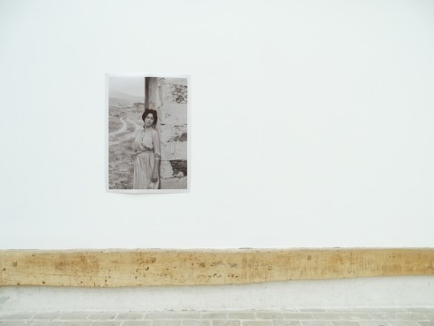 Johanna Benainous & Elsa Parra, Con ella, série Recuerdos © La Graineterie, centre d'art de la Ville de Houilles